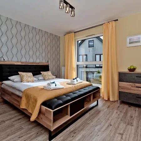 Blueapart Kaprow Puck