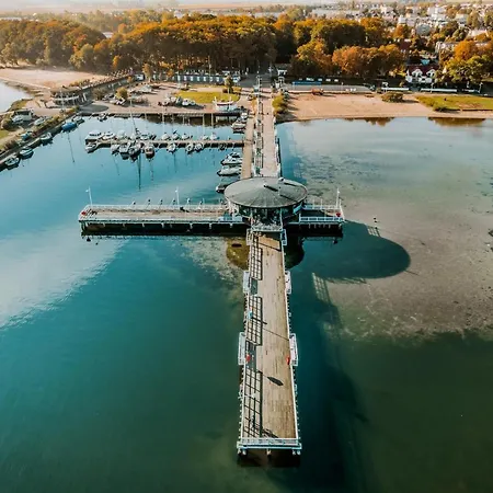 Blueapart Kaprow Apartment *