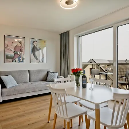 Blueapart Kaprow Apartment Puck